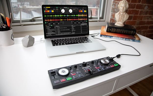 Фото NUMARK DJ2GO2 TOUCH
