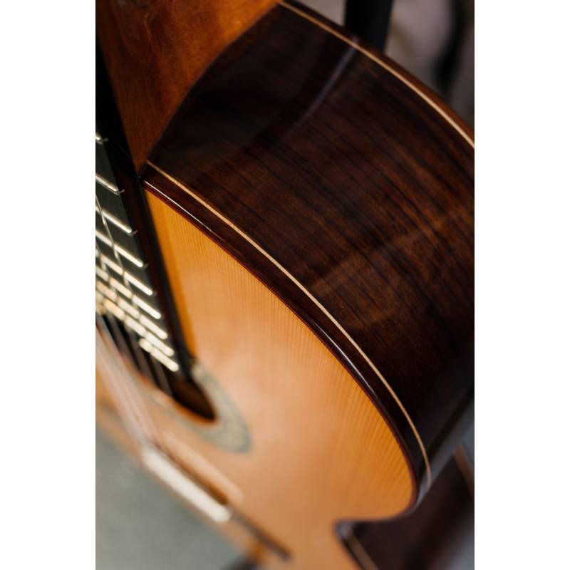 Фото PEREZ 650 Cedar - Гитара классическая 4/4 Перез