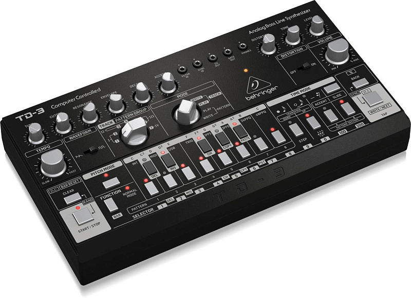 Фото Басовый аналоговый монофонический синтезатор BEHRINGER TD-3-BK