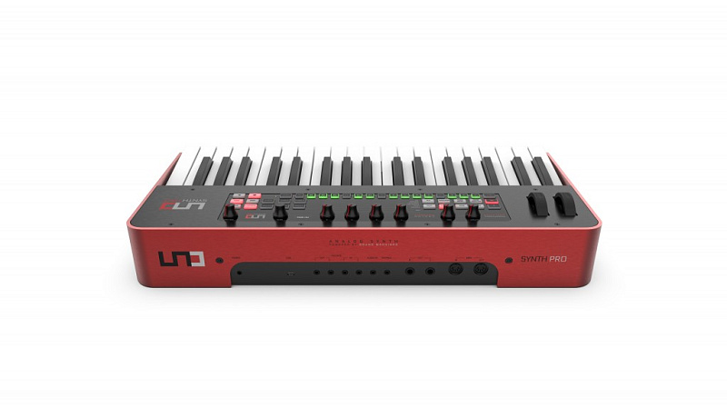 Фото Синтезатор IK Multimedia UNO-SYNTHPRO