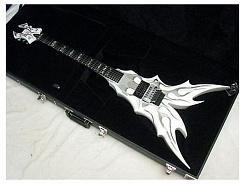 B. C. Rich BCIGC5  кейс для Draco, Beast V